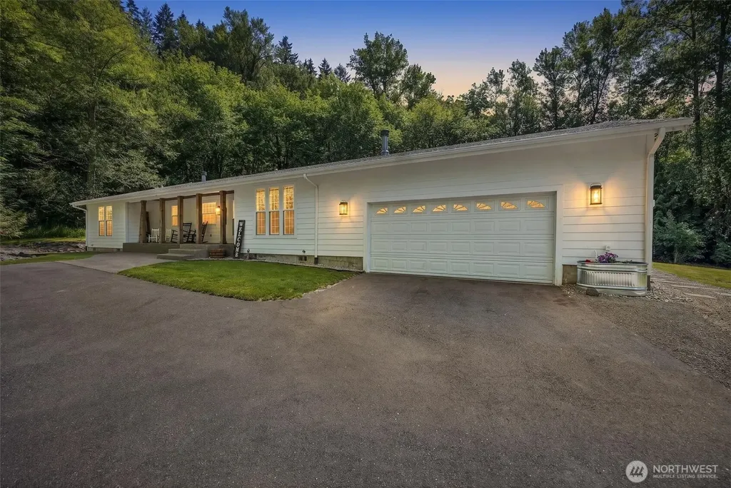 27513 Lower Burnett Road E Buckley WA 98321