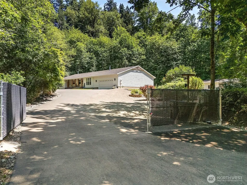 27513 Lower Burnett Road E Buckley WA 98321