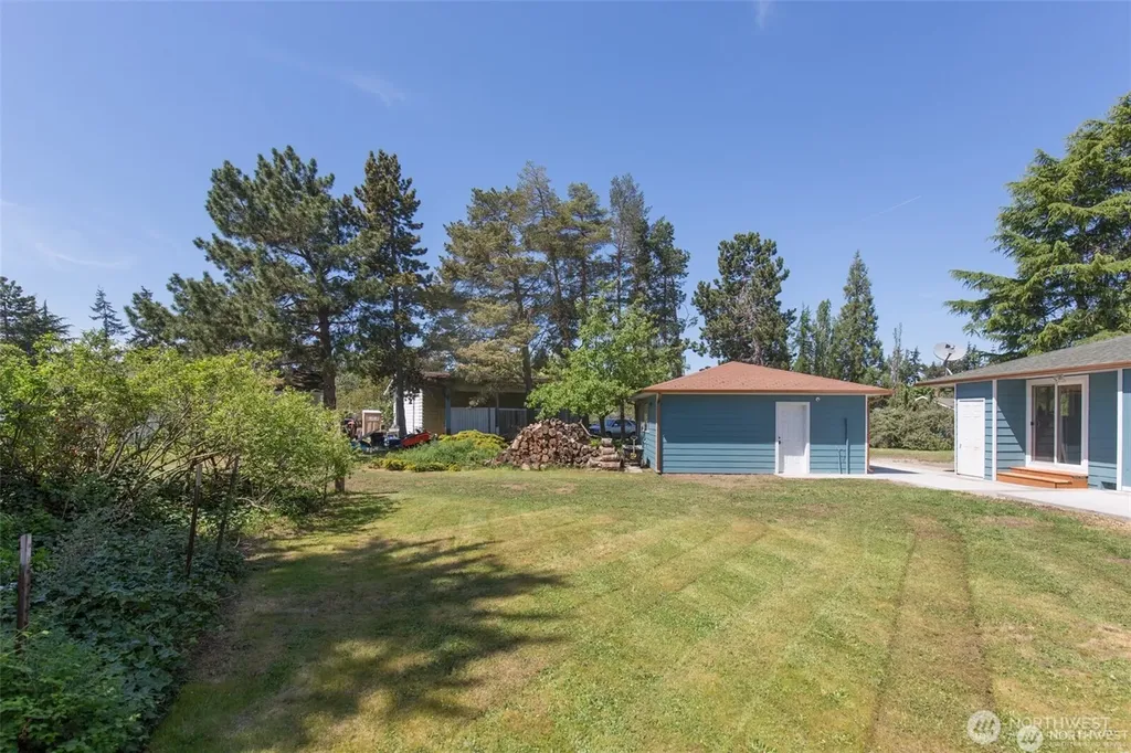 11 Stone Road Sequim WA 98382