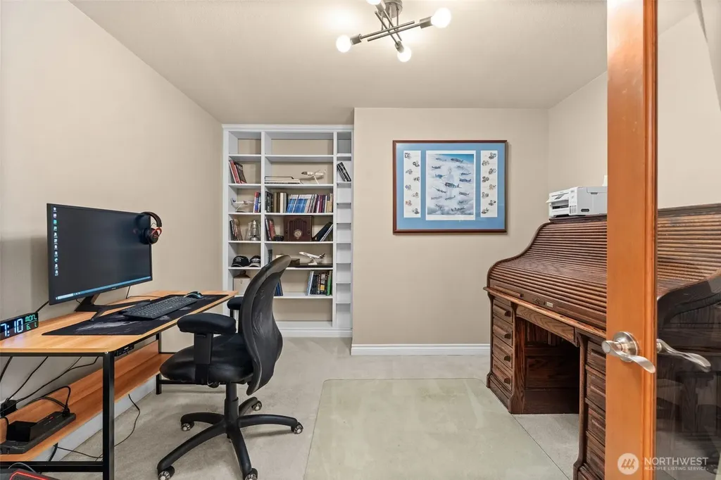 1860 Overview Drive NE Tacoma WA 98422
