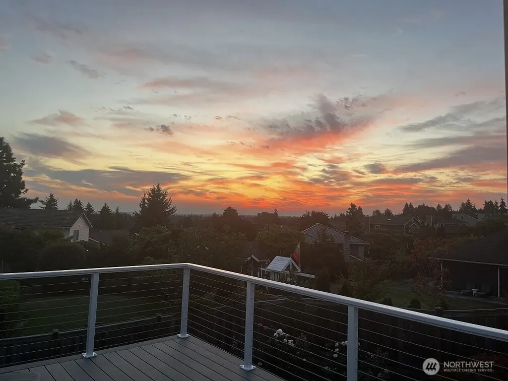 1860 Overview Drive NE Tacoma WA 98422
