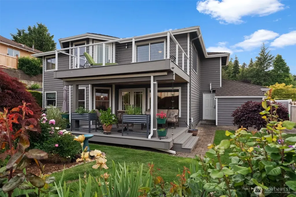1860 Overview Drive NE Tacoma WA 98422