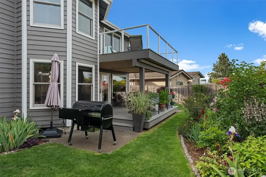 1860 Overview Drive NE Tacoma WA 98422