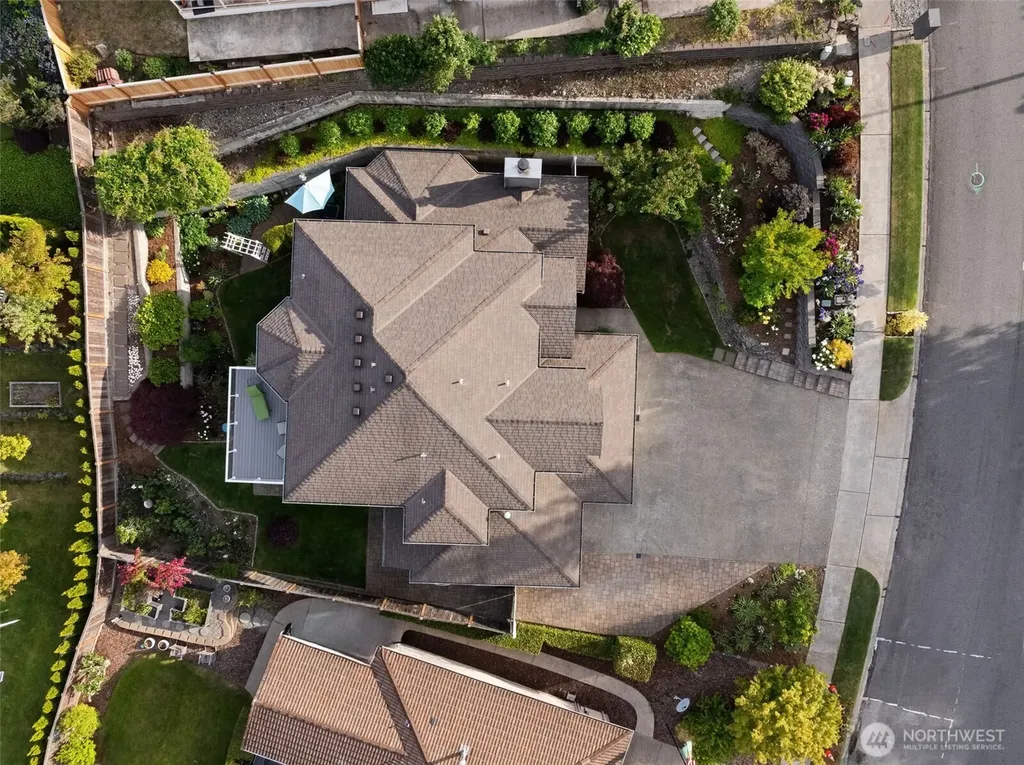 1860 Overview Drive NE Tacoma WA 98422