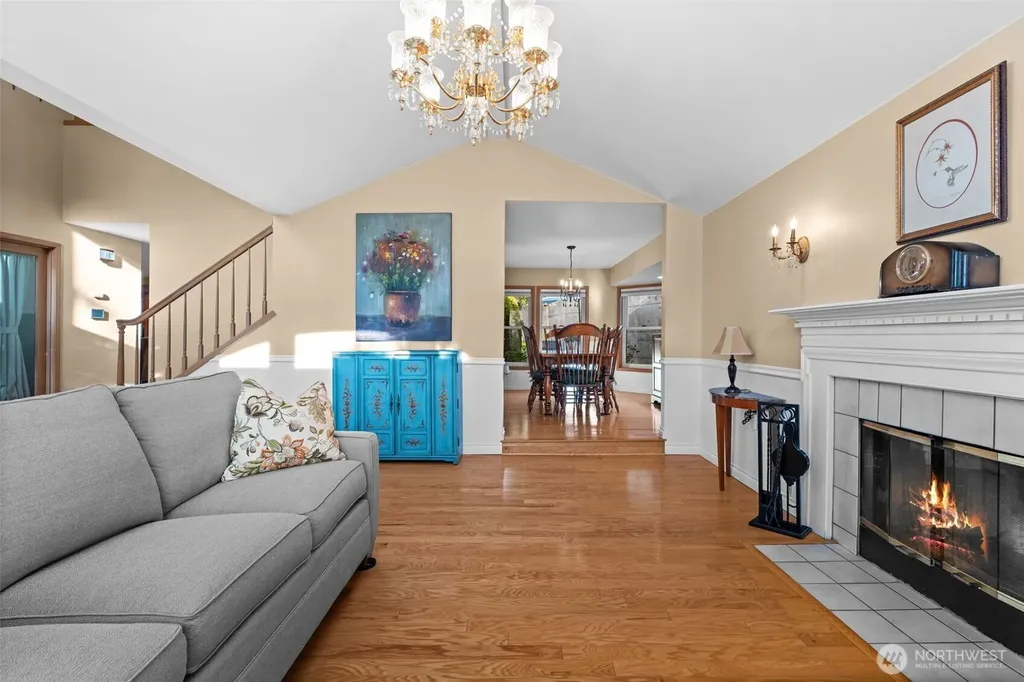 1860 Overview Drive NE Tacoma WA 98422