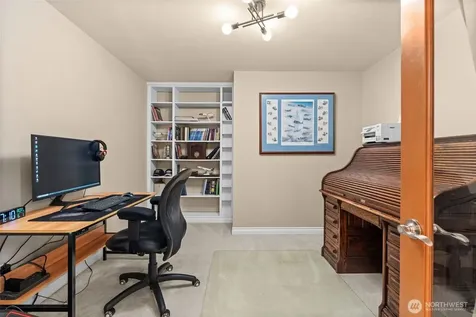 1860 Overview Drive NE Tacoma WA 98422