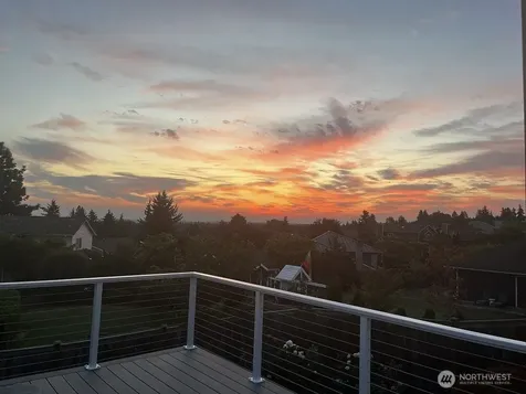 1860 Overview Drive NE Tacoma WA 98422