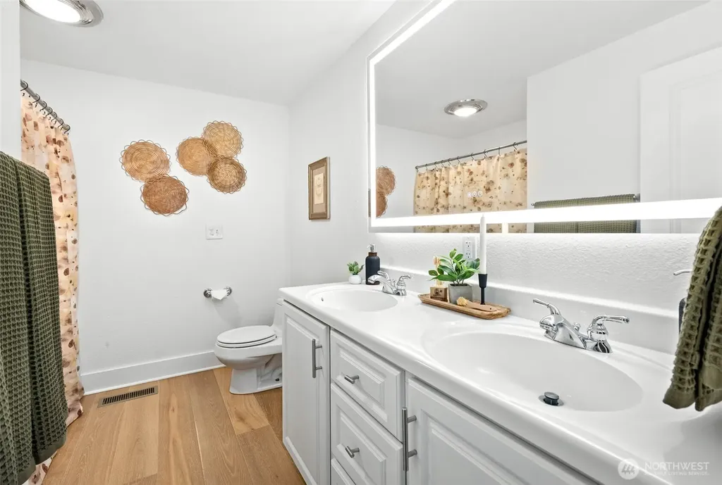 4604 106th Place NE Marysville WA 98271