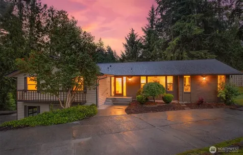 4604 106th Place NE Marysville WA 98271