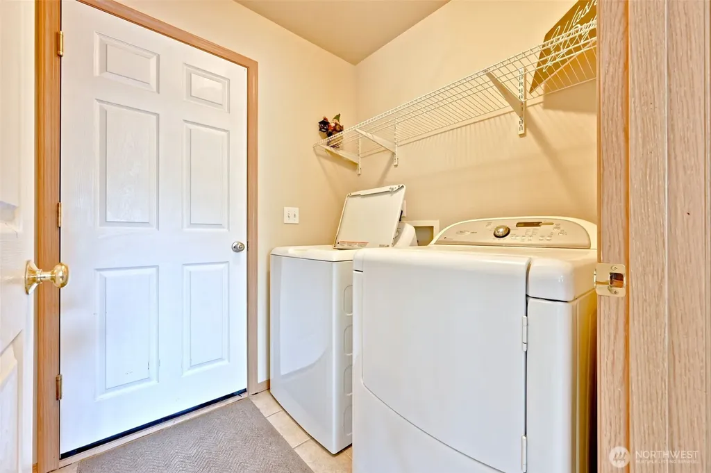 5721 208th St Ct E Spanaway WA 98387