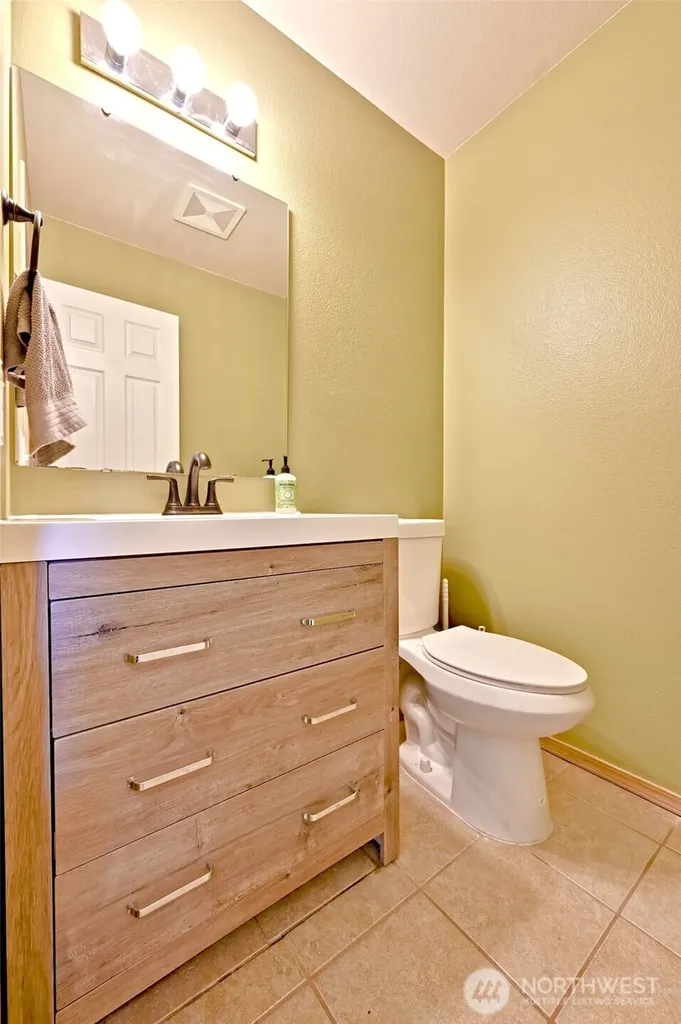 5721 208th St Ct E Spanaway WA 98387
