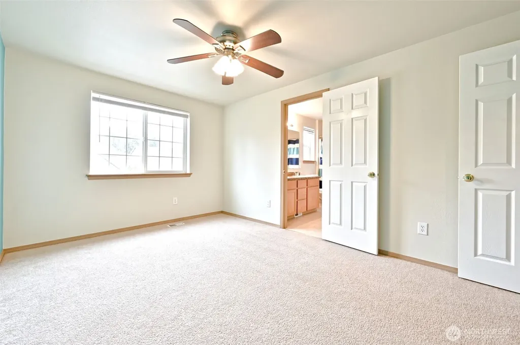 5721 208th St Ct E Spanaway WA 98387