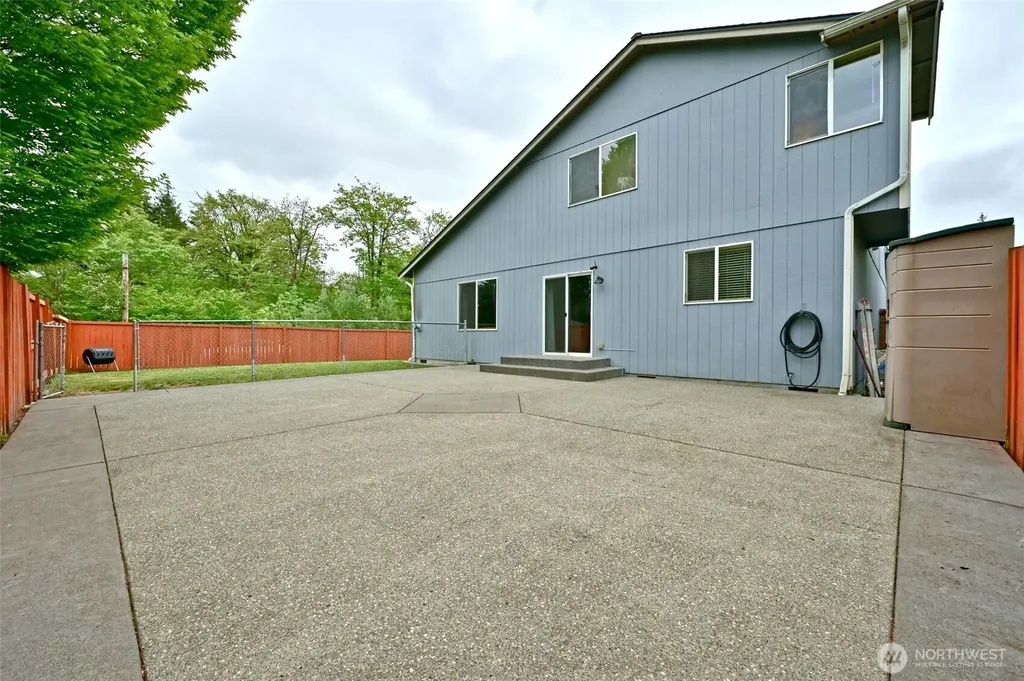 5721 208th St Ct E Spanaway WA 98387