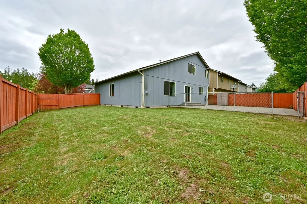 5721 208th St Ct E Spanaway WA 98387