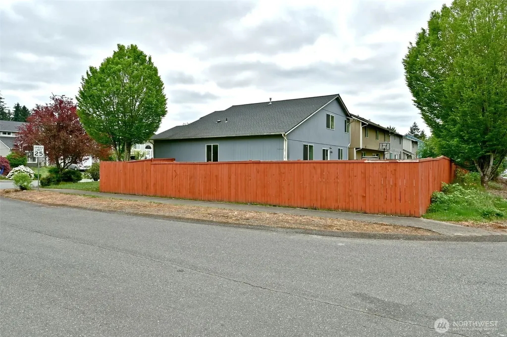 5721 208th St Ct E Spanaway WA 98387