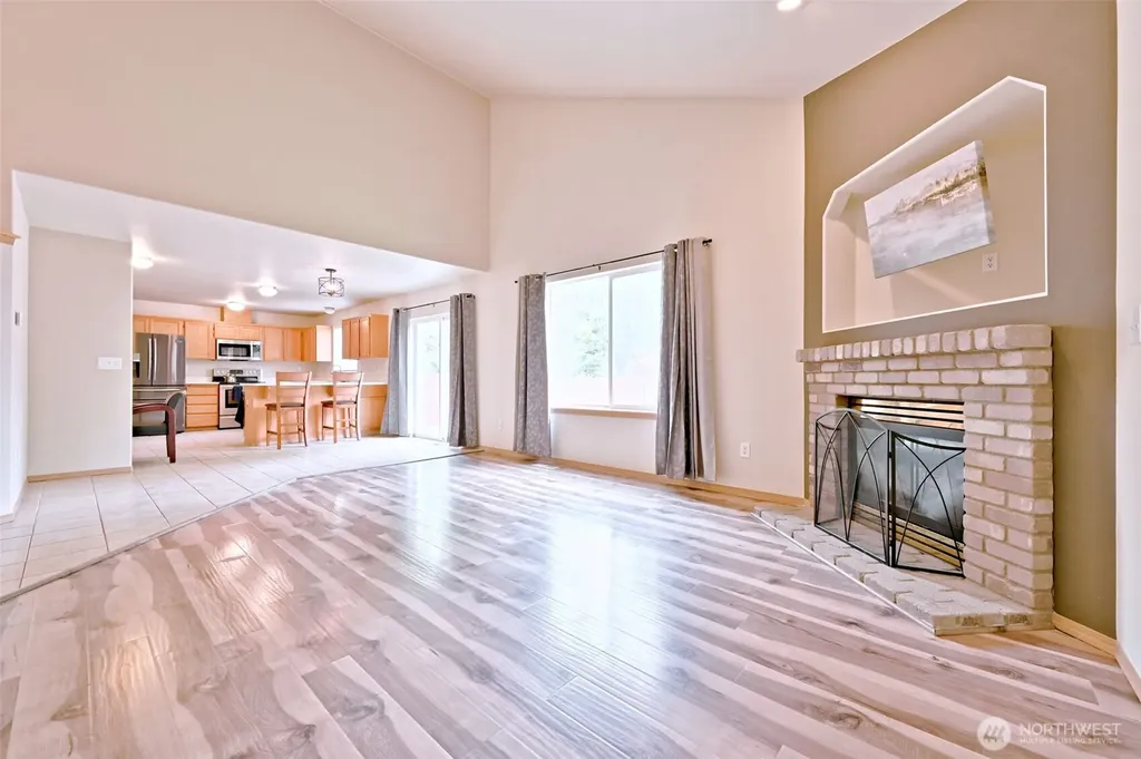 5721 208th St Ct E Spanaway WA 98387