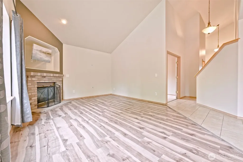 5721 208th St Ct E Spanaway WA 98387