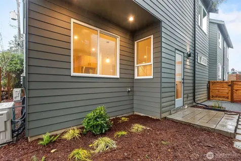 3540 S Dawson Street Seattle WA 98118