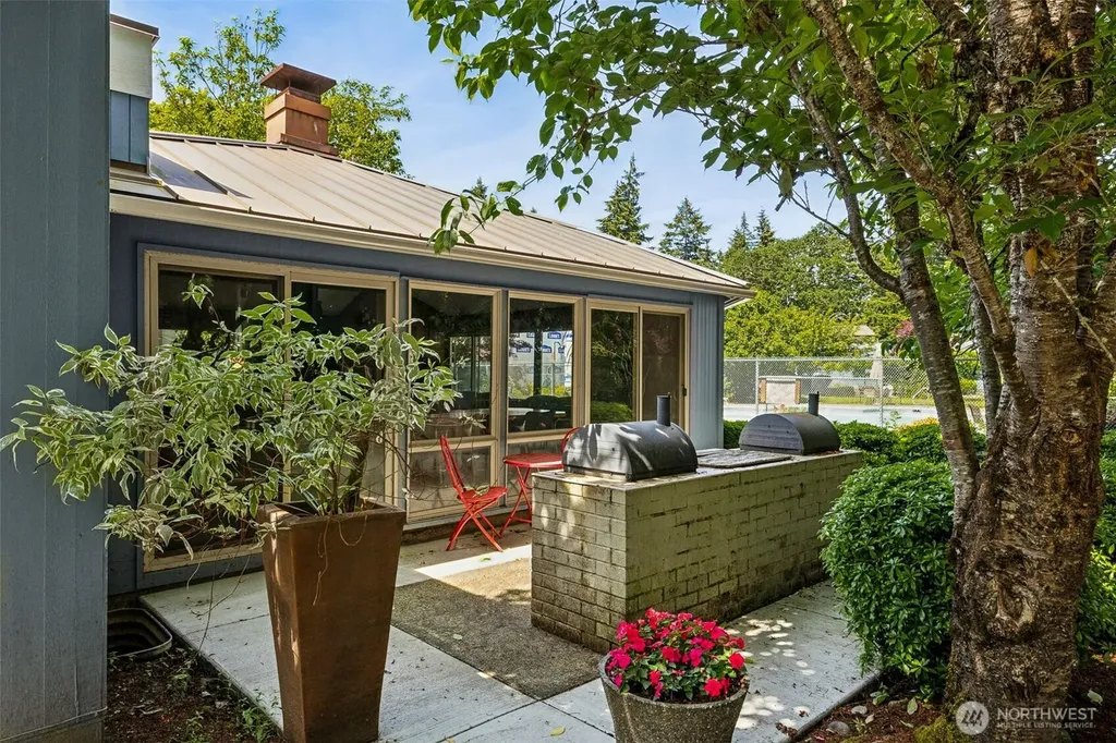 7501 Ruby Drive SW Lakewood WA 98498