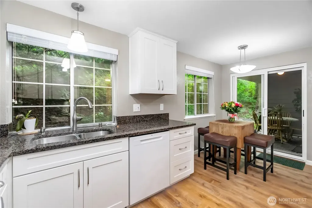 7812 Skansie Avenue Gig Harbor WA 98335