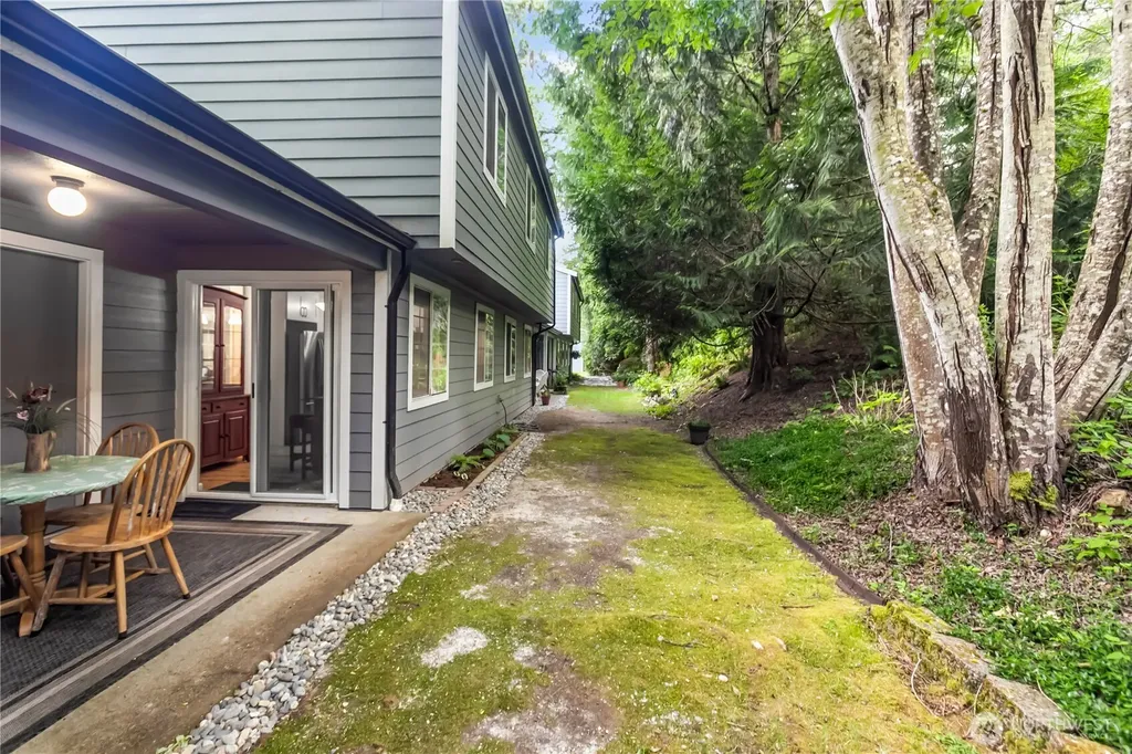 7812 Skansie Avenue Gig Harbor WA 98335