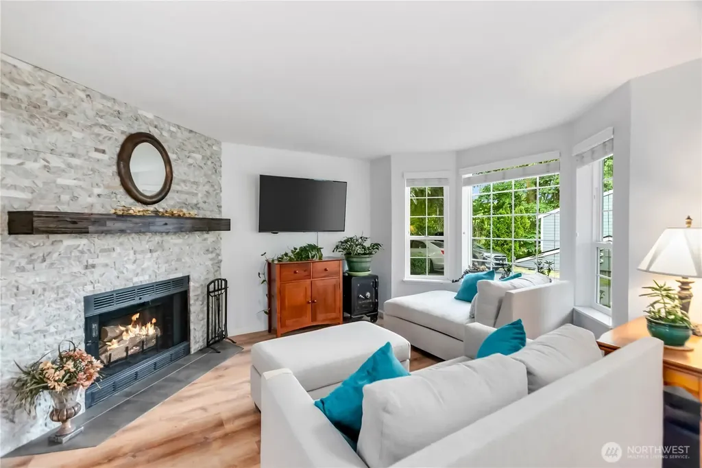 7812 Skansie Avenue Gig Harbor WA 98335
