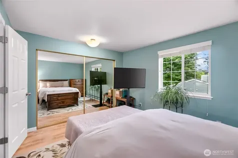 7812 Skansie Avenue Gig Harbor WA 98335