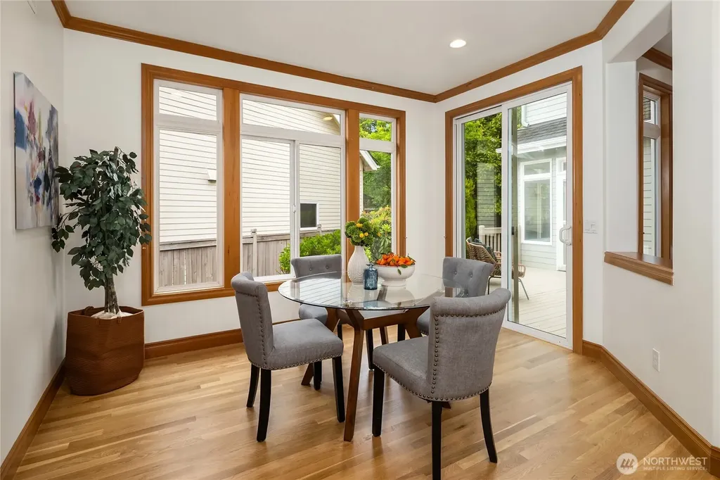 1823 145th Place SE Bellevue WA 98007