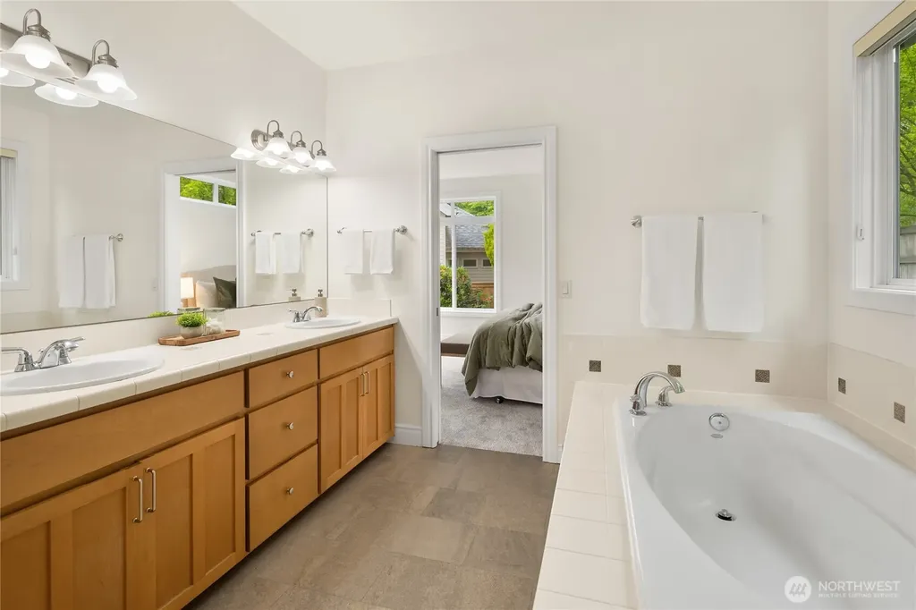 1823 145th Place SE Bellevue WA 98007
