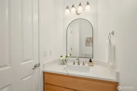1823 145th Place SE Bellevue WA 98007
