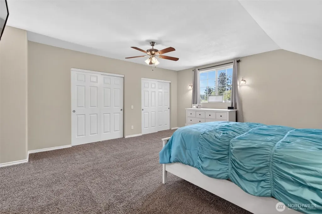 1209 36th Street Seaview WA 98644