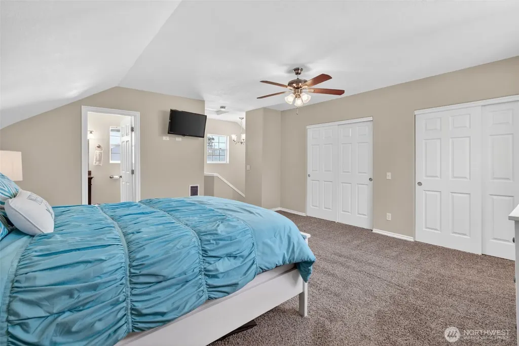 1209 36th Street Seaview WA 98644