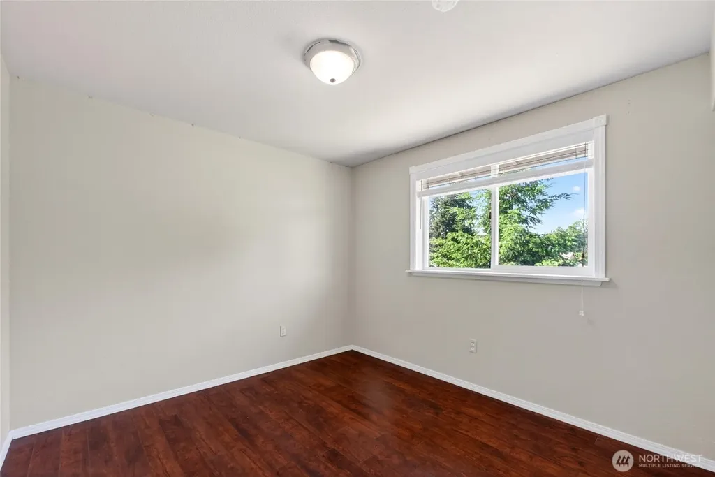 7106 190th Street Ct E Puyallup WA 98375