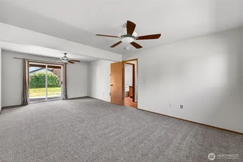7106 190th Street Ct E Puyallup WA 98375