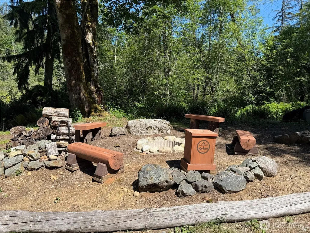 22410 Mcmurray Shore Drive Mount Vernon WA 98274