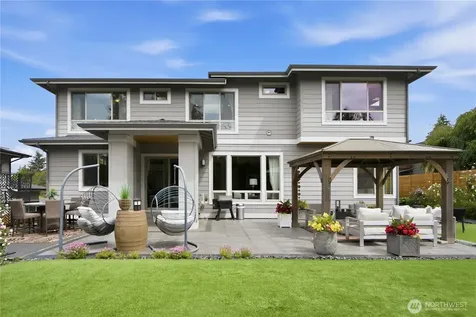 8792 116th Avenue SE Newcastle WA 98056