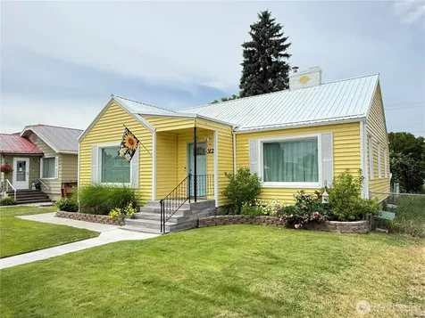 312 S Ash Street Omak WA 98841