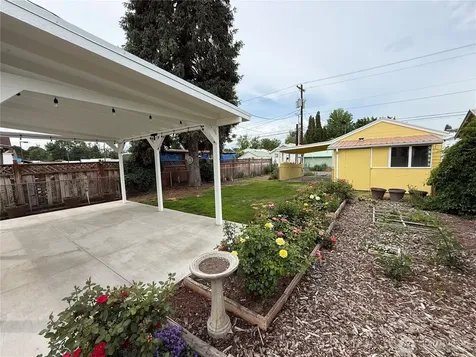 312 S Ash Street Omak WA 98841