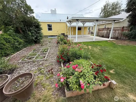 312 S Ash Street Omak WA 98841