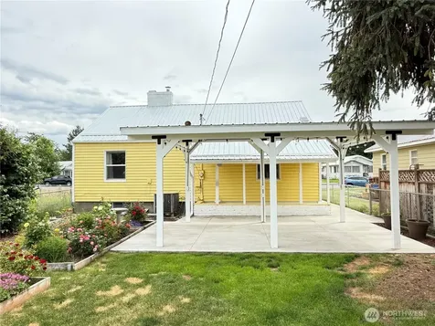312 S Ash Street Omak WA 98841
