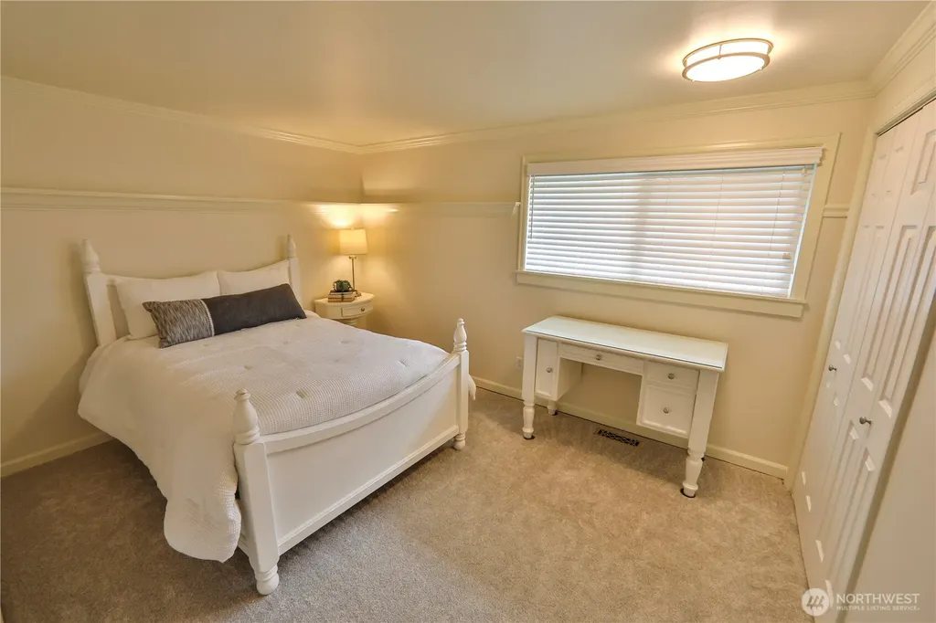 1330 176th Avenue NE Bellevue WA 98008