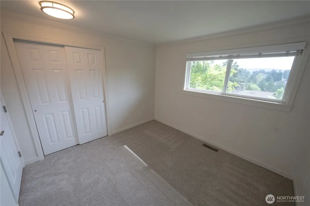 1330 176th Avenue NE Bellevue WA 98008