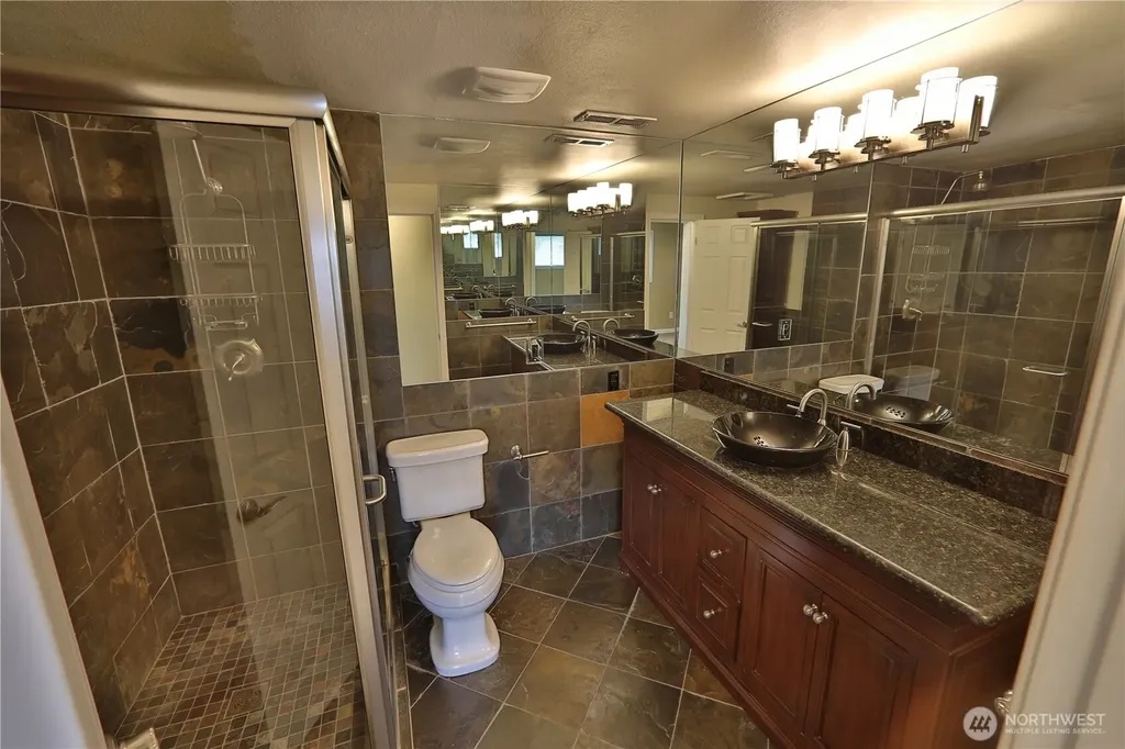 1330 176th Avenue NE Bellevue WA 98008