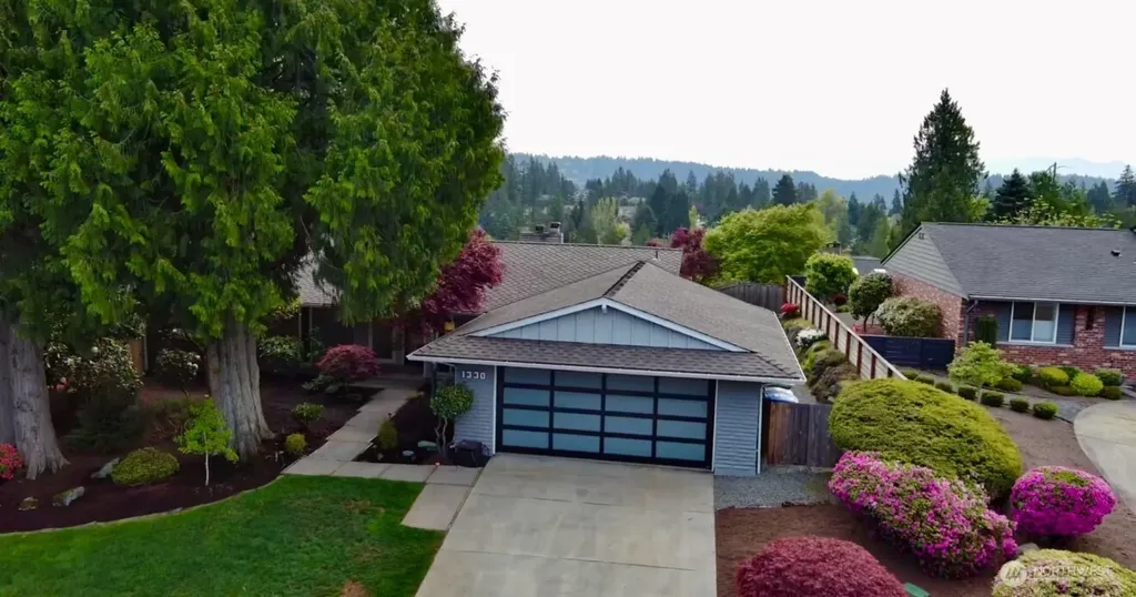 1330 176th Avenue NE Bellevue WA 98008