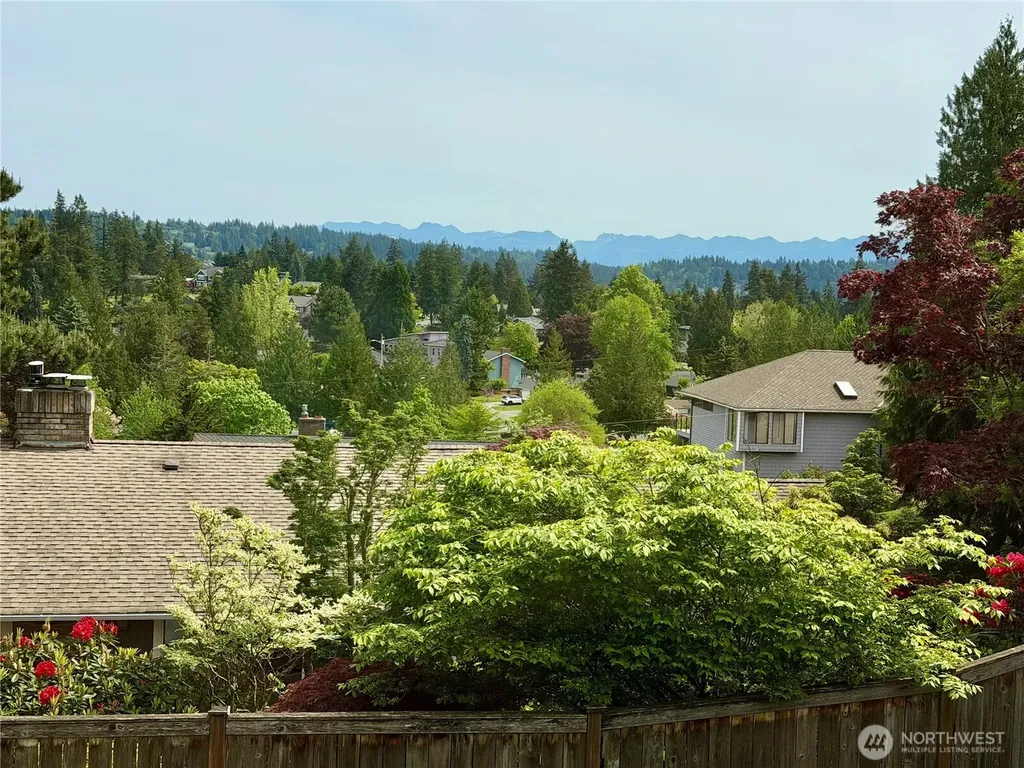 1330 176th Avenue NE Bellevue WA 98008