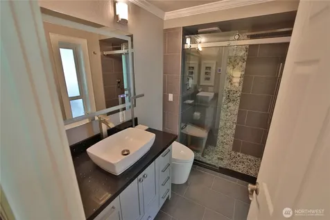 1330 176th Avenue NE Bellevue WA 98008