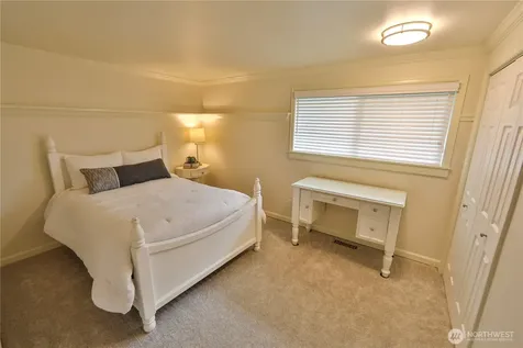 1330 176th Avenue NE Bellevue WA 98008