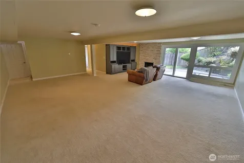 1330 176th Avenue NE Bellevue WA 98008