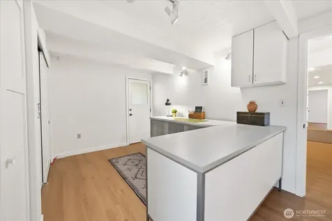 16018 36th Avenue NE Lake Forest Park WA 98155