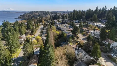 16018 36th Avenue NE Lake Forest Park WA 98155